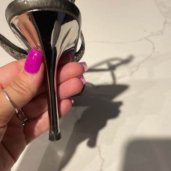 Metallic Guess Stilettos worn twice - Picture 4 of 4